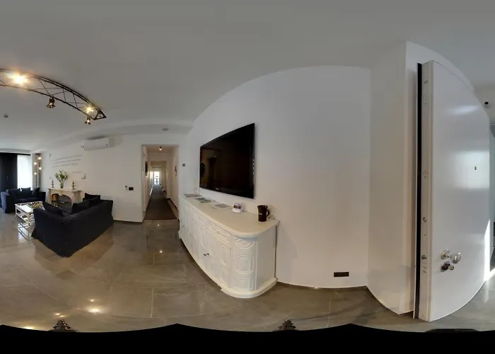 Hotel CineApollo - Ogni camera un film!